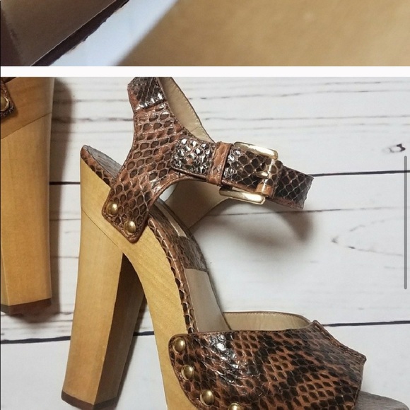 NWOT Michael Kors Snakeskin Wood Clog Heels 38.5 - Picture 5 of 8